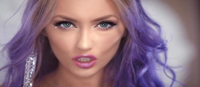 KATIE ANGEL ARRASÓ CON EL ESTRENO DE “DELETE”