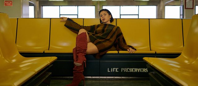 PIA PAEZ Y SU NUEVO PROMOCIONAL “MUCHA MUJER”