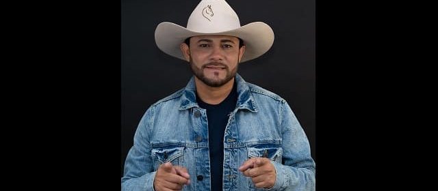 CESAR REYES “EL TUCUSITO” CANTA UN JOROPO “PA’ LOS ENVIDIOSOS”