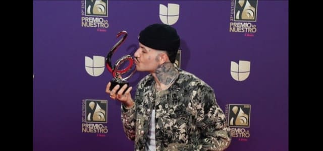 KAPO TRIUNFANTE EL PREMIO LO NUESTRO