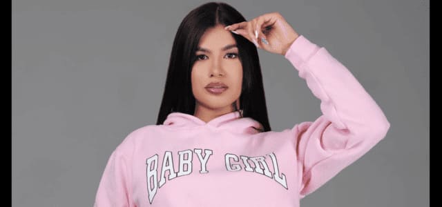 DJANE DIANA MANUITT: LA NUEVA SENSACIÓN DEL DJING ELECTRÓNICO EN VENEZUELA